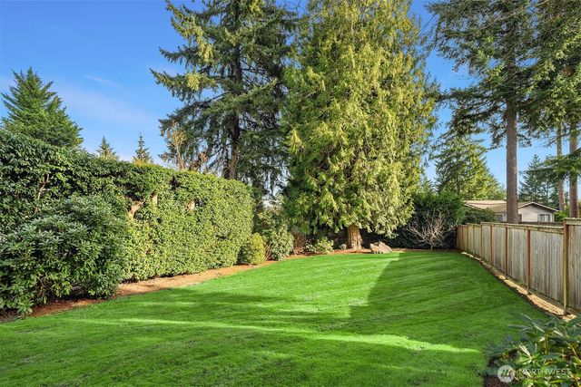 2234 108th Avenue SE, Bellevue, WA 98004