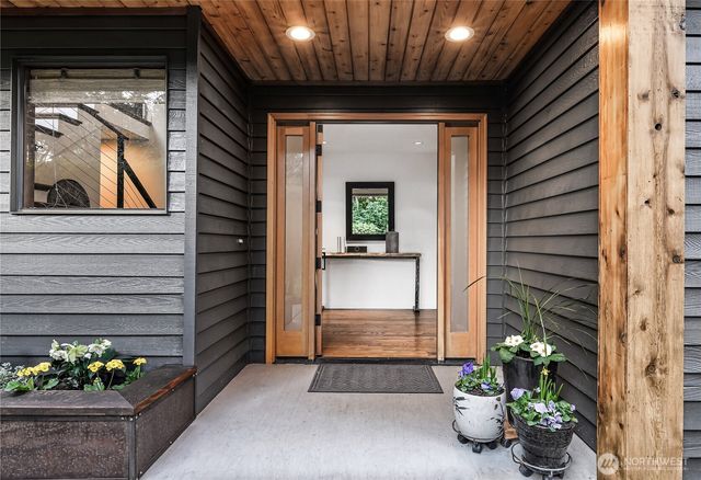 2234 108th Avenue SE, Bellevue, WA 98004