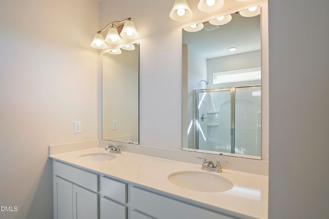 220 Courtside Drive, Dunn, NC 28334