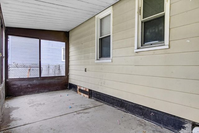 1778 Reo Avenue, Lincoln Park, MI 48146