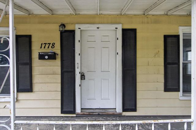 1778 Reo Avenue, Lincoln Park, MI 48146