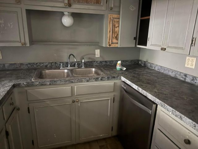 303 S Hazelwood, Spearman, TX 79081