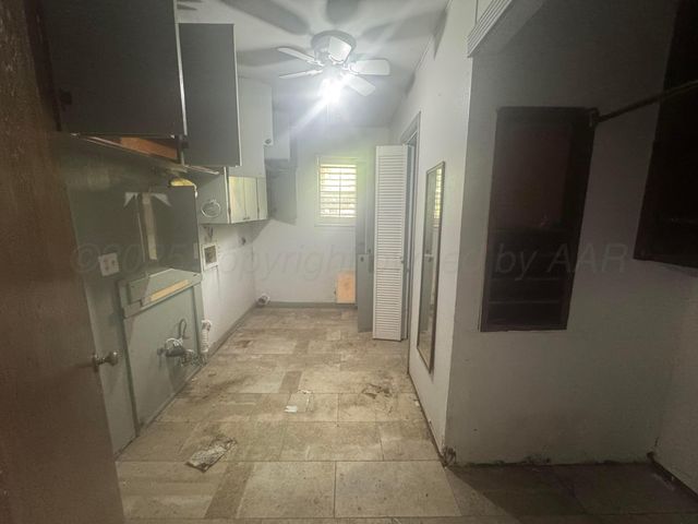 303 S Hazelwood, Spearman, TX 79081