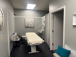 132 S Main St, Acushnet, MA 02743