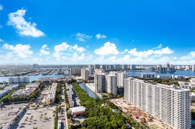 17201 Collins Ave 2804, Sunny Isles Beach, FL 33160