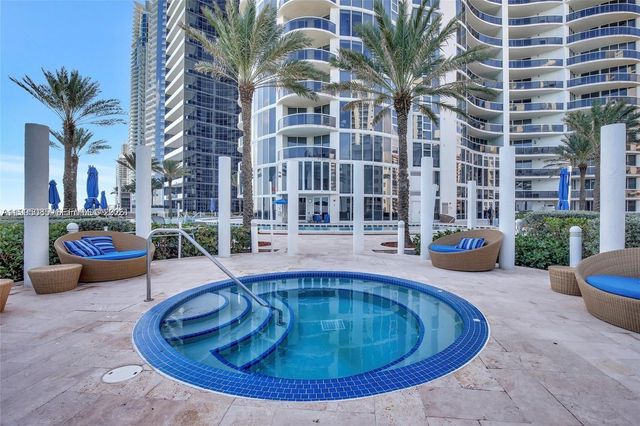 17201 Collins Ave 2804, Sunny Isles Beach, FL 33160
