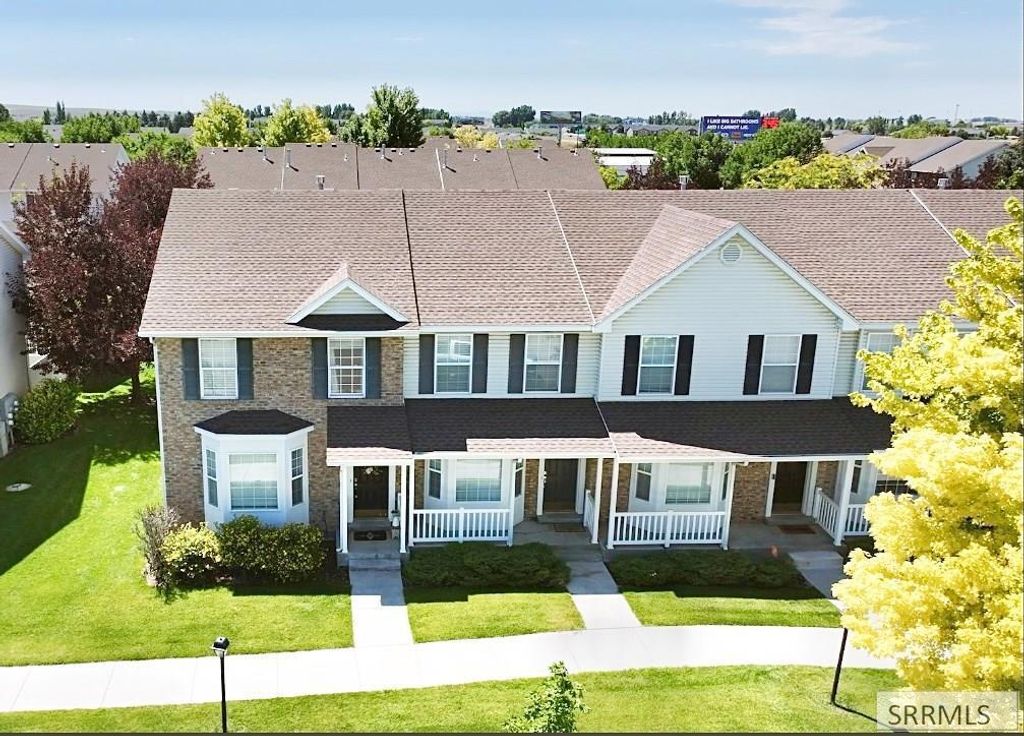 Image 3 of property listing at 880 Liberty Lane, Rexburg, ID 83440