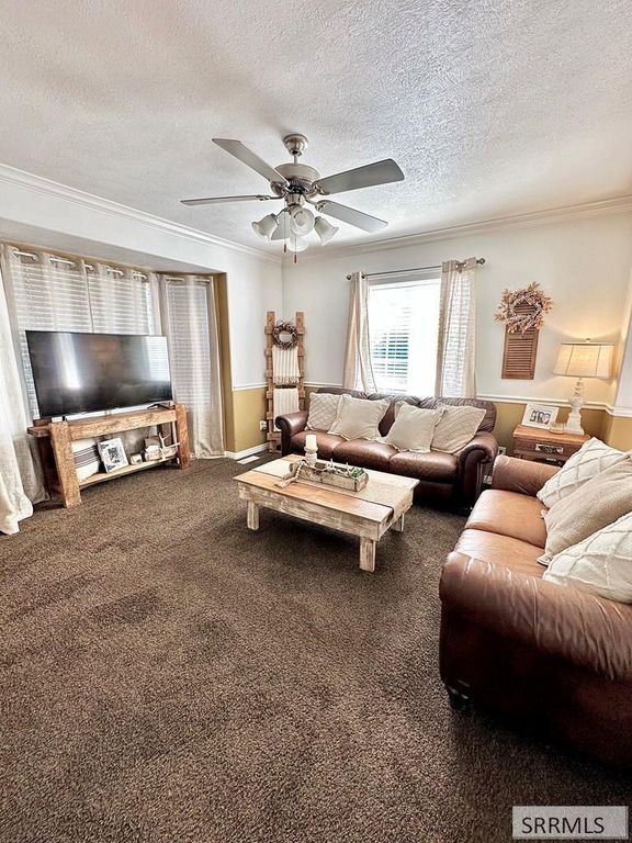 Image 5 of property listing at 880 Liberty Lane, Rexburg, ID 83440