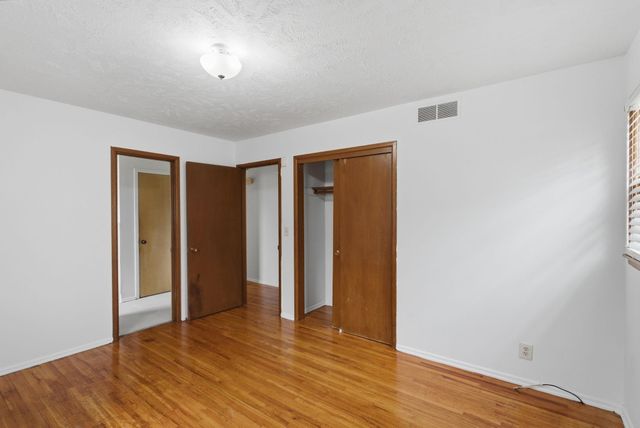 8105 E Clay St, Wichita, KS 67207