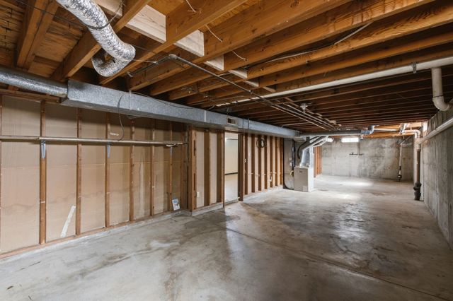 8105 E Clay St, Wichita, KS 67207