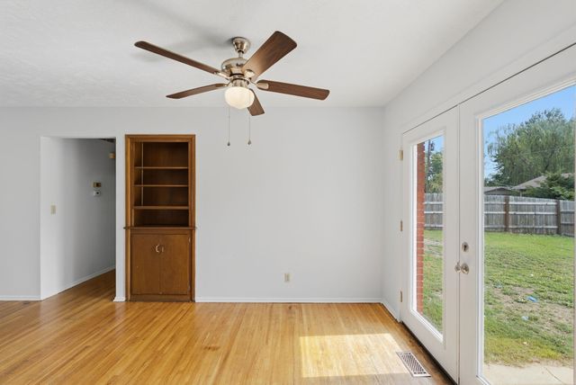 8105 E Clay St, Wichita, KS 67207