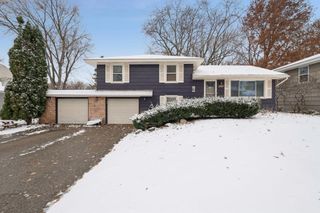 8836 James Avenue S, Bloomington, MN 55431