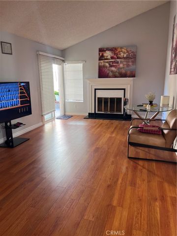 19849 Collins, Canyon Country, CA 91351