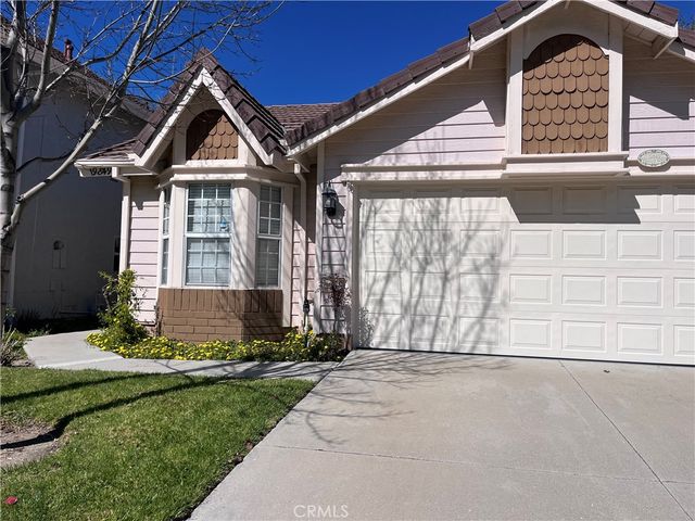 19849 Collins, Canyon Country, CA 91351