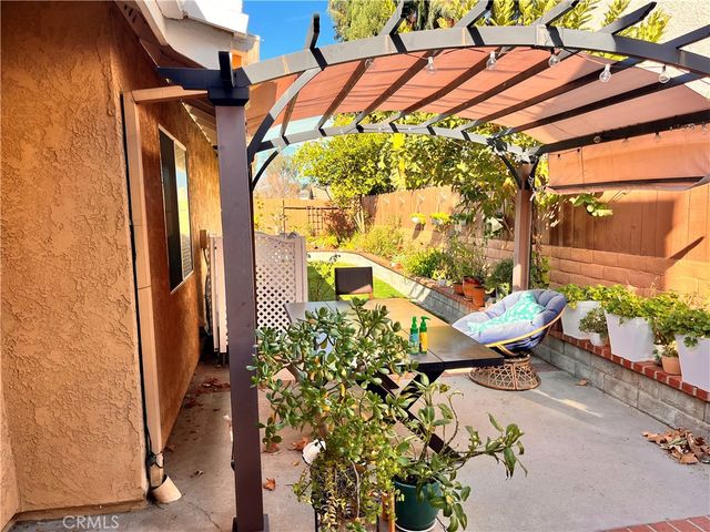 19849 Collins, Canyon Country, CA 91351