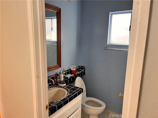 19849 Collins, Canyon Country, CA 91351