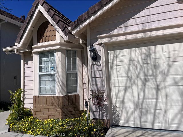 19849 Collins, Canyon Country, CA 91351