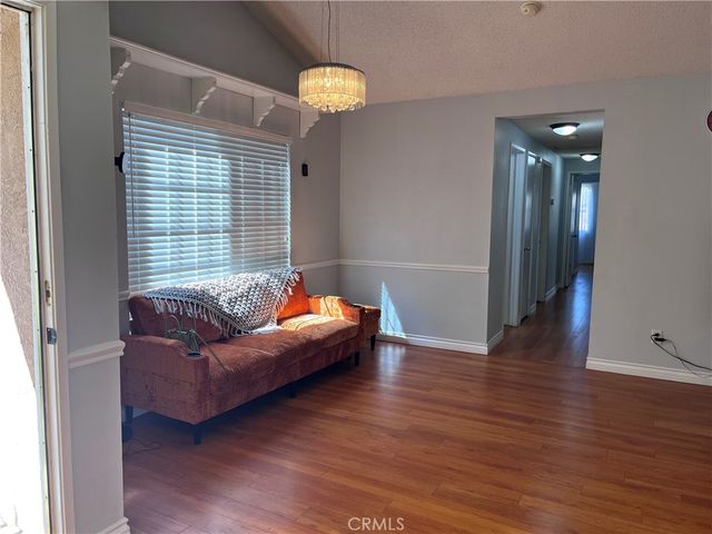 19849 Collins, Canyon Country, CA 91351