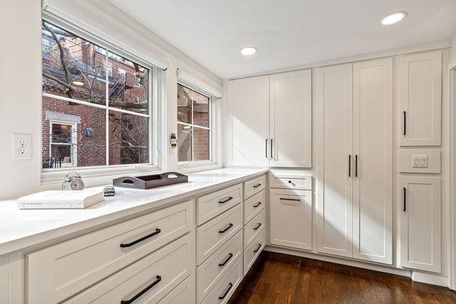 21 Branch Street, Boston, MA 02108