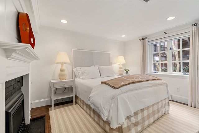 21 Branch Street, Boston, MA 02108