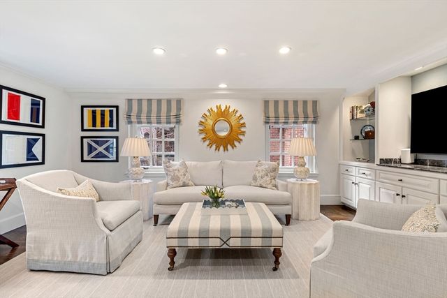 21 Branch Street, Boston, MA 02108