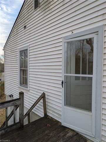 165 Harris Avenue, Elkin, NC 28621