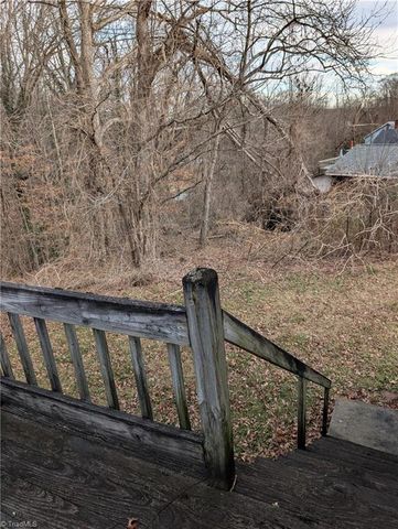 165 Harris Avenue, Elkin, NC 28621