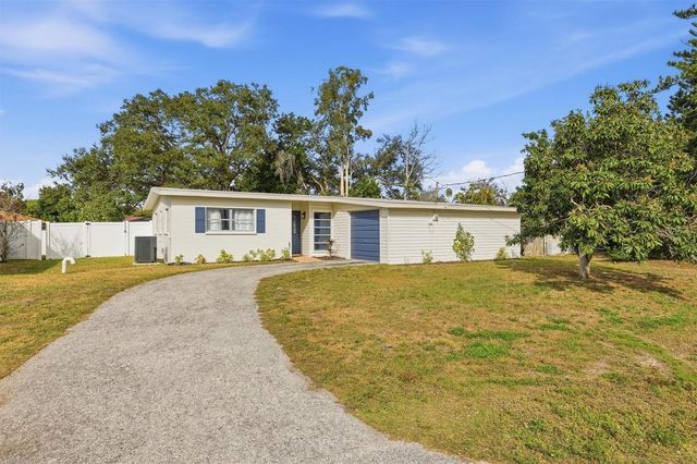 4643 BROOKSDALE DRIVE, Sarasota, FL 34232