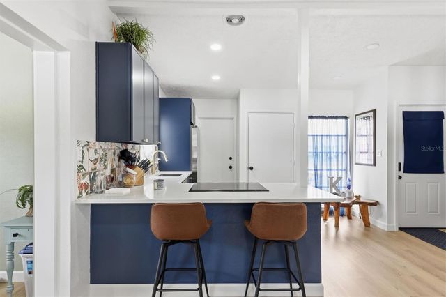 4643 BROOKSDALE DRIVE, Sarasota, FL 34232