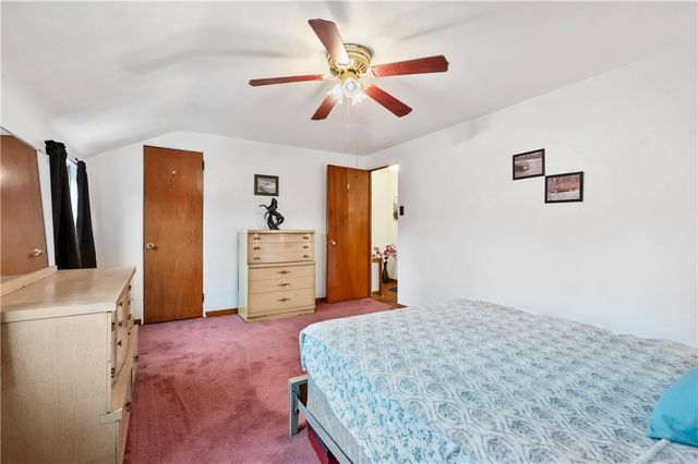 2520 Starkamp Street, Brookline, PA 15226