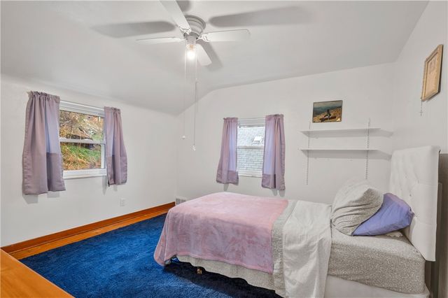 2520 Starkamp Street, Brookline, PA 15226