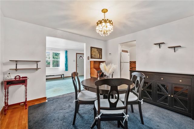 2520 Starkamp Street, Brookline, PA 15226