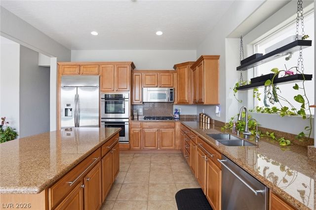 3917 Cackling Goose Drive, North Las Vegas, NV 89084