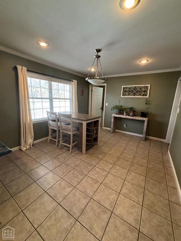 412 Cindy Dr., Paragould, AR 72450