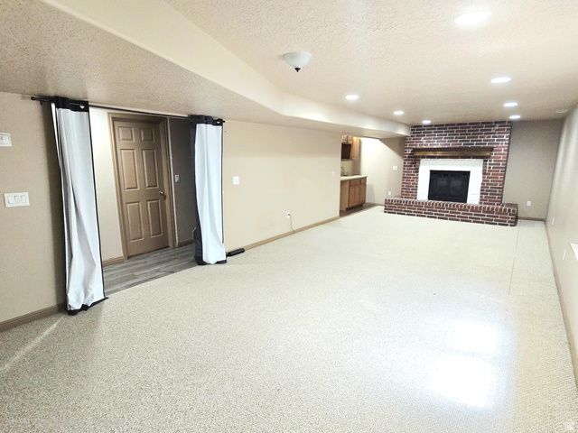 6660 S DUCHESS ST, West Jordan, UT 84081