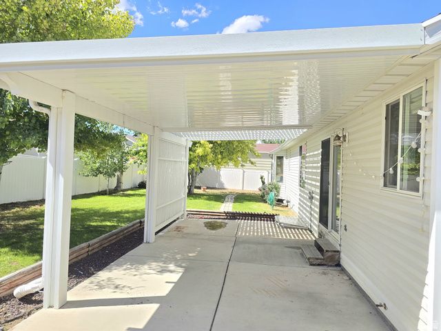 6660 S DUCHESS ST, West Jordan, UT 84081