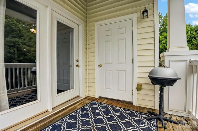 17221 Doe Valley Court, Cornelius, NC 28031