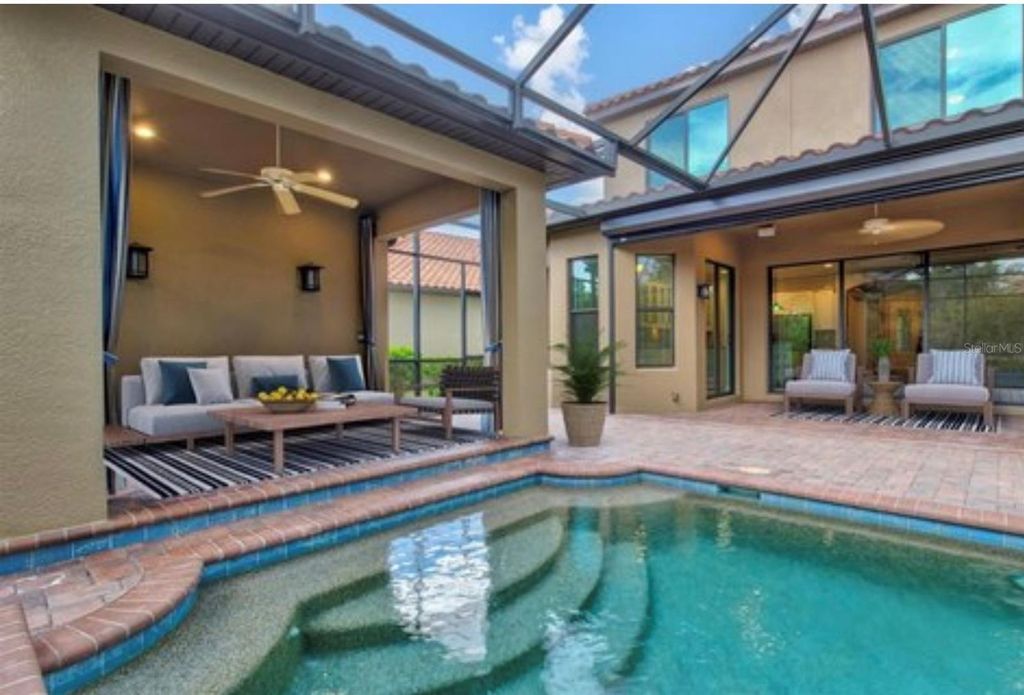 Image 10 of property listing at 12762 DEL CORSO LOOP, Bradenton, FL 34211