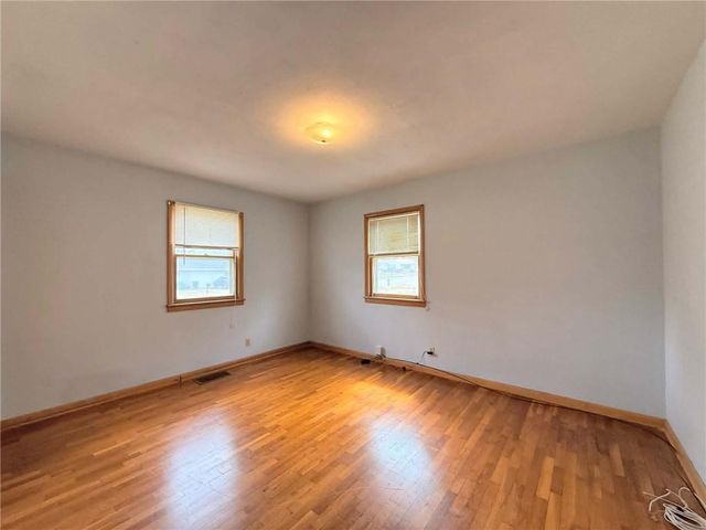 207 N 18th Street, Leavenworth, KS 66048