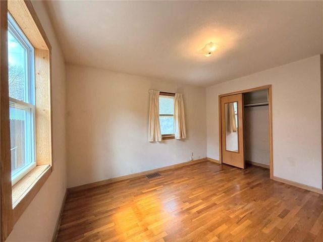 207 N 18th Street, Leavenworth, KS 66048