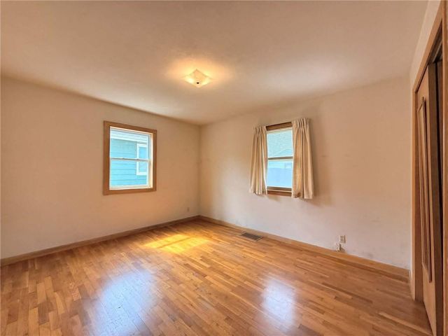 207 N 18th Street, Leavenworth, KS 66048