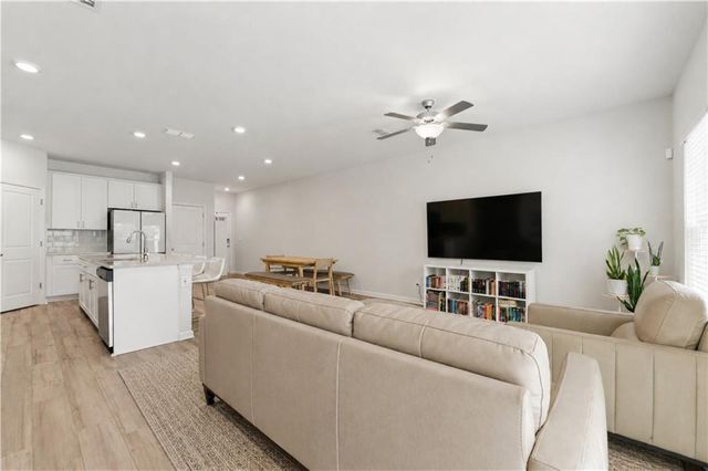 1665 Villageside Court, Lawrenceville, GA 30043