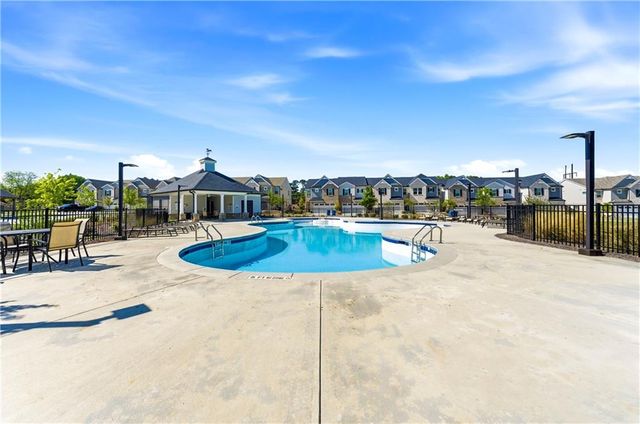 1665 Villageside Court, Lawrenceville, GA 30043