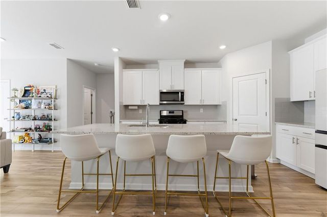 1665 Villageside Court, Lawrenceville, GA 30043
