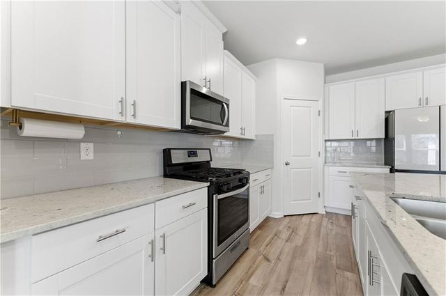 1665 Villageside Court, Lawrenceville, GA 30043