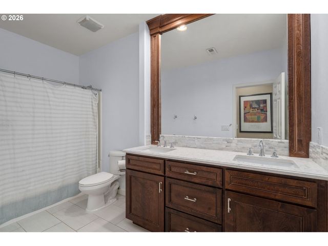 8730 Nw TERRACEVIEW Ct, Portland, OR 97229