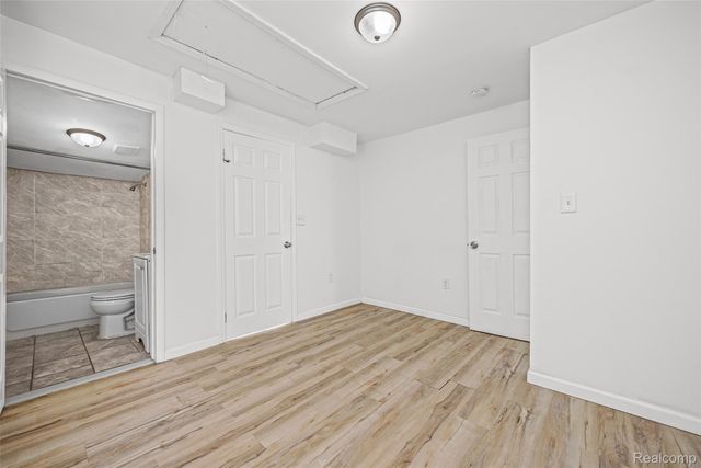 19205 Wakenden Street, Redford Charter Township, MI 48240