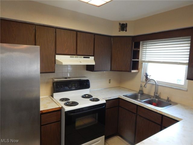 726 Annapolis Avenue, Akron, OH 44310