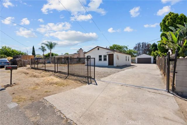 13832 Filmore Street, Pacoima, CA 91331