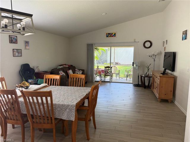 9729 Pineapple Preserve CT, Fort Myers, FL 33908
